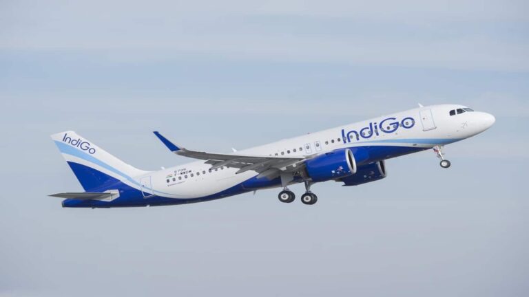 Indigo में 3.4% हिस्सेदारी बेच सकते हैं राकेश गंगवाल और फैमिली ट्रस्ट, कितने करोड़ का रह सकता है सौदा – rakesh gangwal and his family trust likely to offload up to 3 4 per cent stake in indigo on may 27 interglobe aviation