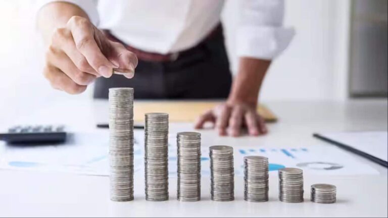 हर भारतीय कर्मचारी को सीखनी चाहिए ये 5 मनी स्किल्स, जानिए कैसे बनें फाइनेंशली स्मार्ट – every indian employees must learn 5 money skills to make yourself financially smart