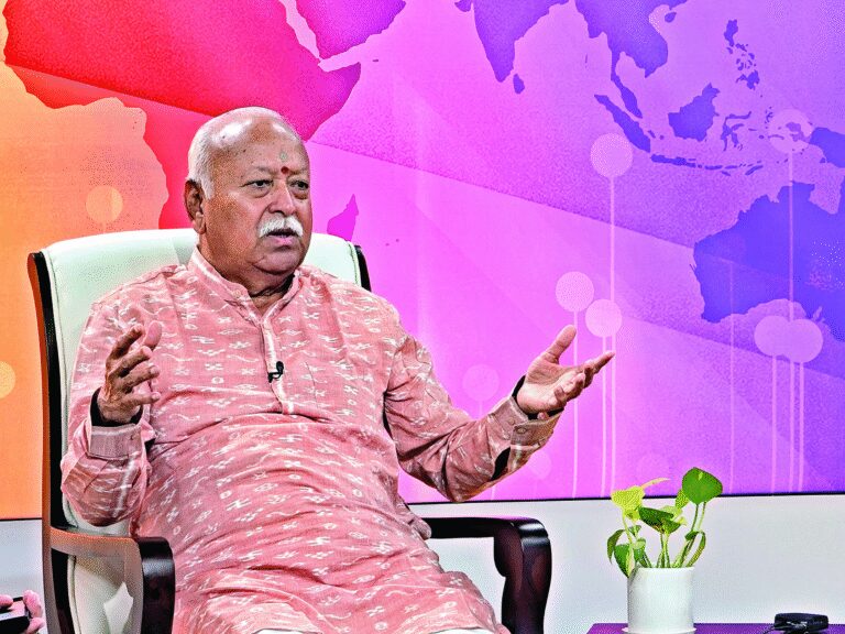 Mohan Bhagwat Hindu | RSS Chief On National Security – Operation Sindoor | भागवत बोले-हमारे पास ताकतवर होने के सिवा कोई विकल्प नहीं: कहा- हिंदू एक हों, देश की सेना को भी मजबूत बनाएं, ताकि कोई उसे जीत न सके