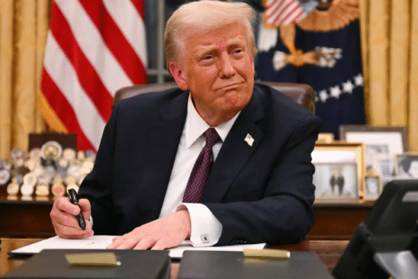 Trump threatens to impose 50% tariffs on European Union | ट्रम्प की यूरोपीय यूनियन पर 50% टैरिफ लगाने की धमकी: 1 जून से लागू होगा; कहा- EU से कोई समझौता नहीं कराना चाहते