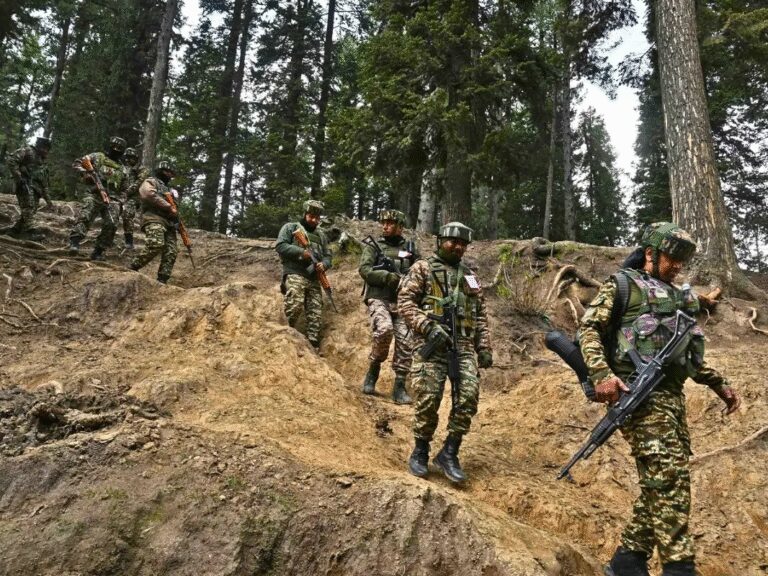 Pakistan India LIVE Video Update Indo-Pak soldiers Shehbaz Sharif Asim Munir | दावा- संघर्ष से पहले वाली पोजिशन पर लौटेंगे भारत-पाक सैनिक: दोनों देश का आधिकारिक बयान नहीं; आज चीन पहुंचेंगे PAK विदेश मंत्री